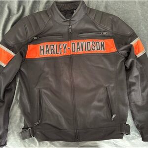 New Harley Jacket size large only worn once.